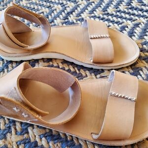 Reef Tan Leather Ankle Strap Sandals